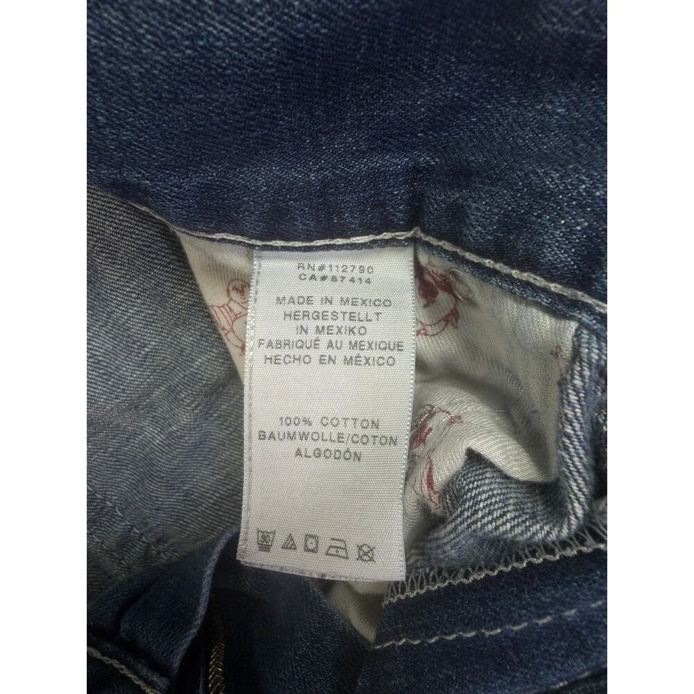 True Religion step out